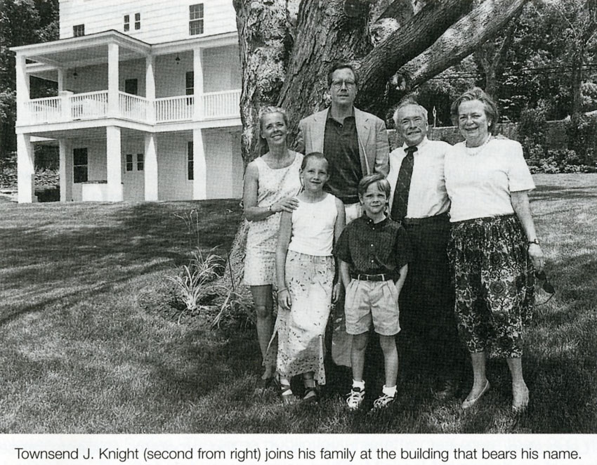 Knight House5
