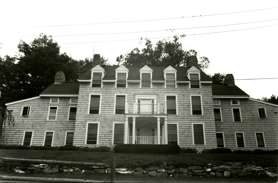 Williams House8